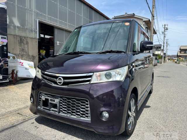 2012 Nissan ROOX