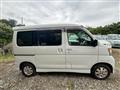 2010 Daihatsu Atrai Wagon