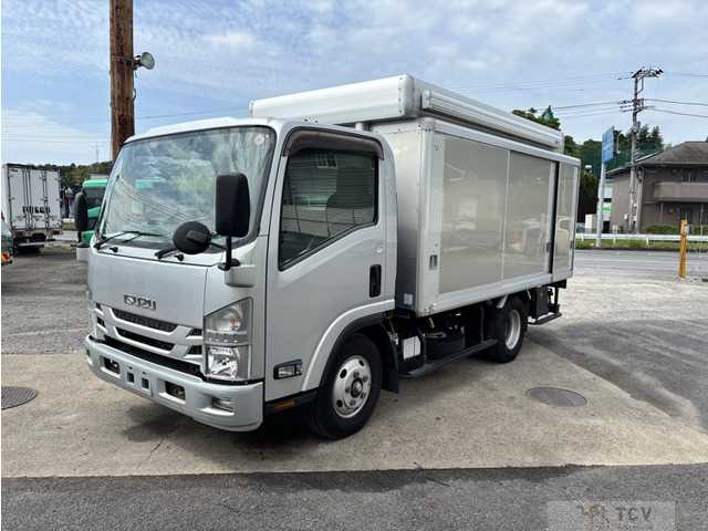 2017 Isuzu Isuzu Others