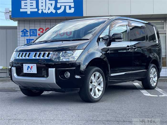 2017 Mitsubishi Delica D5