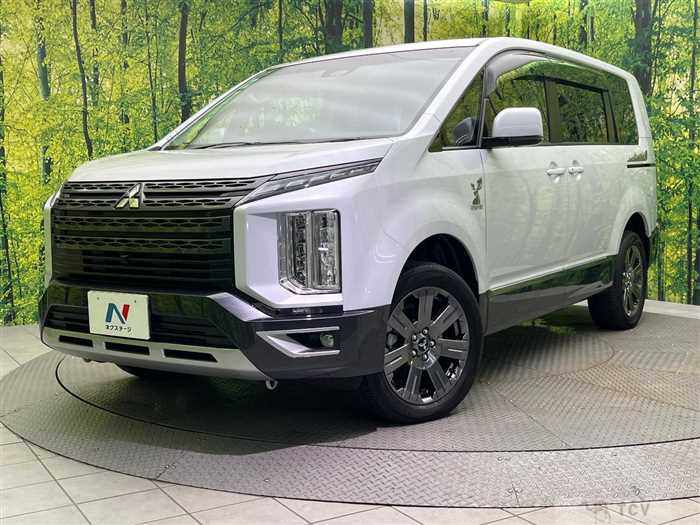 2022 Mitsubishi Delica D5