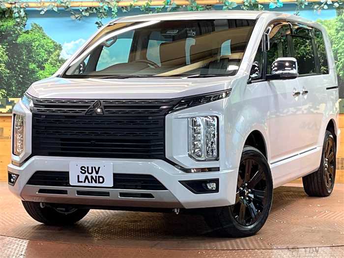 2024 Mitsubishi Delica D5
