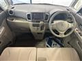 2013 Suzuki Spacia