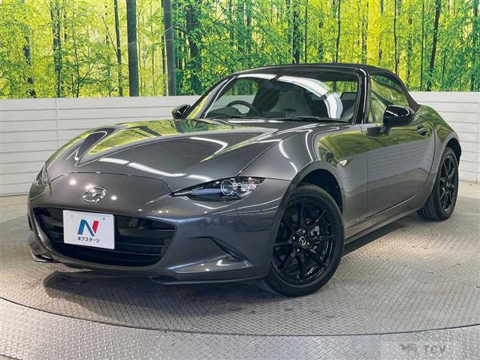 2022 Mazda Roadster