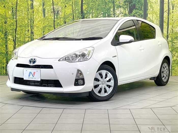 2013 Toyota AQUA
