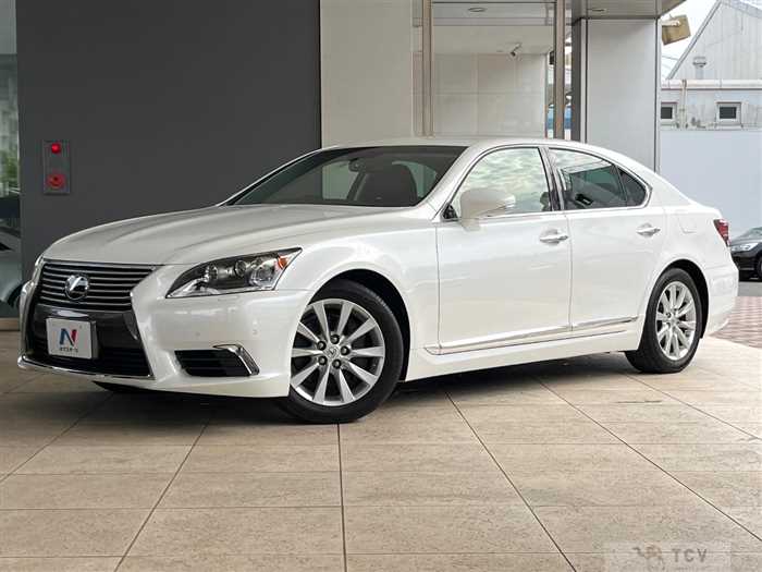 2013 Lexus LS