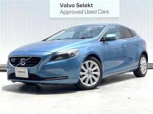 2015 Volvo V40