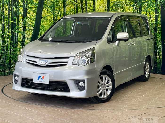 2013 Toyota Noah