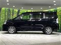 2009 Toyota Voxy