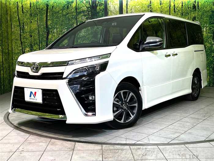 2021 Toyota Voxy