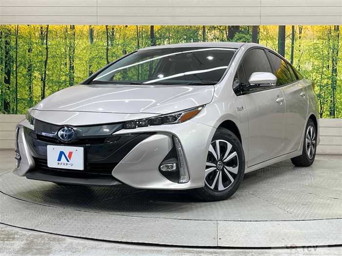 2020 Toyota Prius PHV