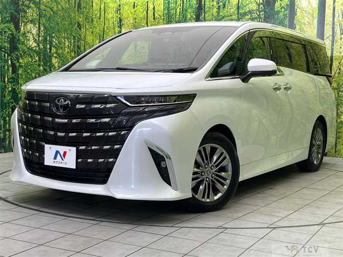 2023 Toyota Alphard Hybrid