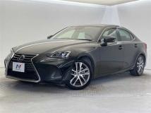 2017 Lexus IS
