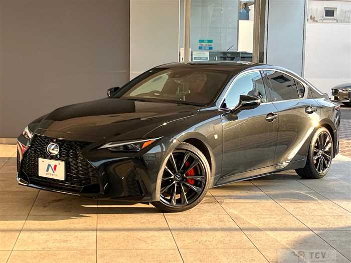 2023 Lexus IS