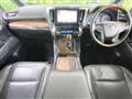 2015 Toyota Alphard Hybrid