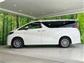 2022 Toyota Alphard Hybrid