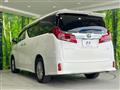 2022 Toyota Alphard Hybrid