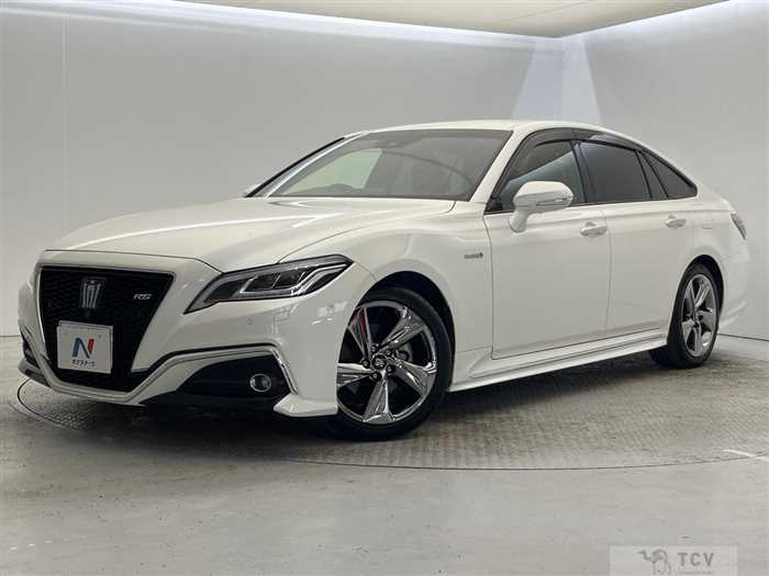 2019 Toyota Crown Hybrid
