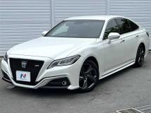 2020 Toyota Crown Hybrid