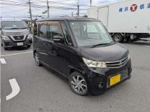 2009 Nissan ROOX