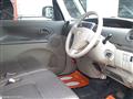 2011 Daihatsu Tanto