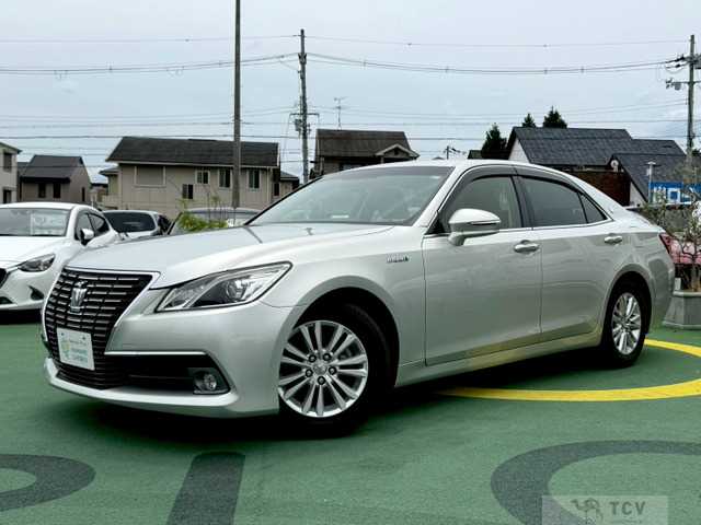 2013 Toyota Crown