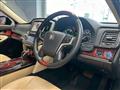 2014 Toyota Crown Majesta