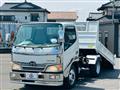 2005 Hino Dutro