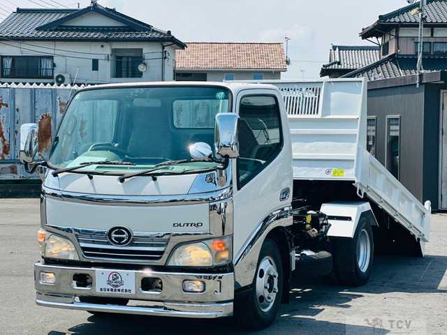 2005 Hino Dutro
