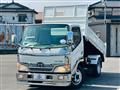 2005 Hino Dutro
