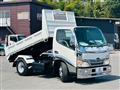 2005 Hino Dutro