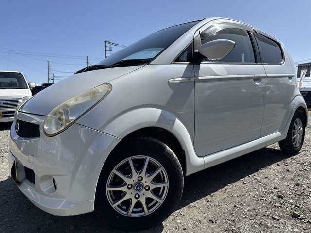 2006 Subaru R2