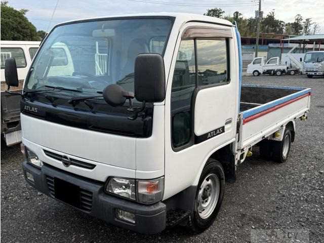 2006 Nissan Atlas