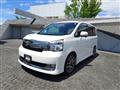 2013 Toyota Voxy