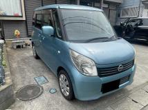 2012 Nissan ROOX