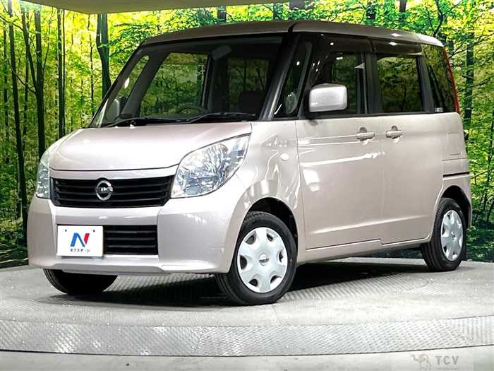 2012 Nissan ROOX