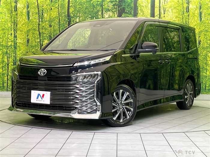 2022 Toyota Voxy