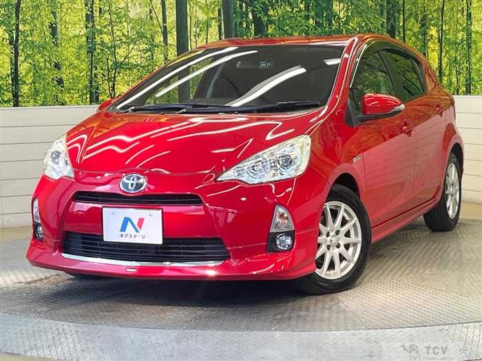2013 Toyota AQUA