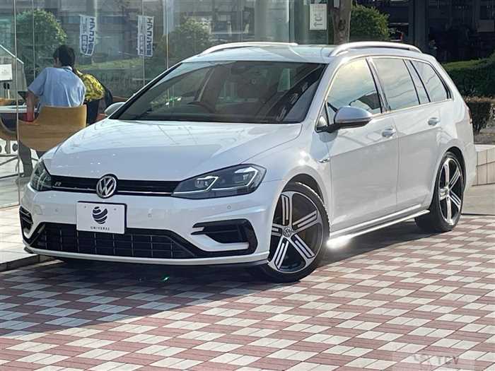 2019 Volkswagen Golf R Variant