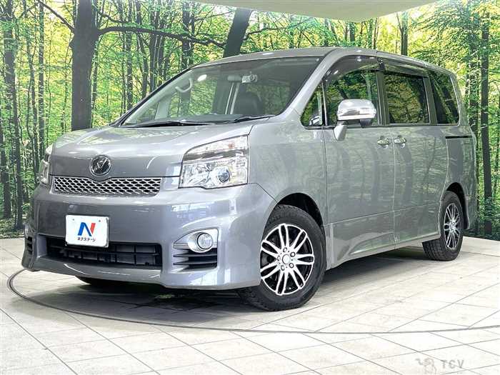 2013 Toyota Voxy