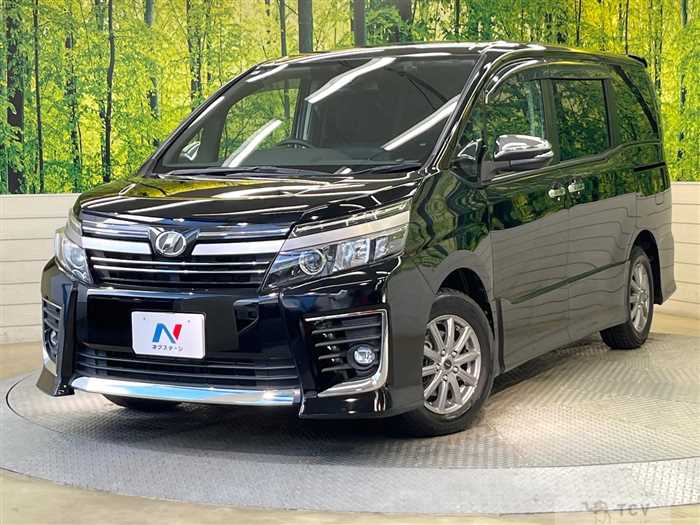 2017 Toyota Voxy