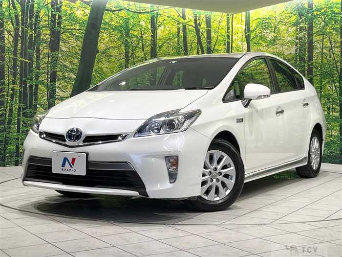 2014 Toyota Prius PHV