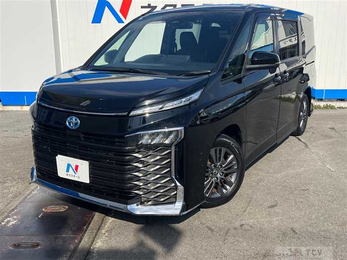 2023 Toyota Voxy