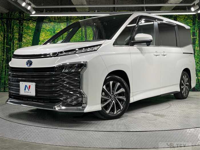 2023 Toyota Voxy