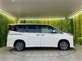 2025 Toyota Voxy