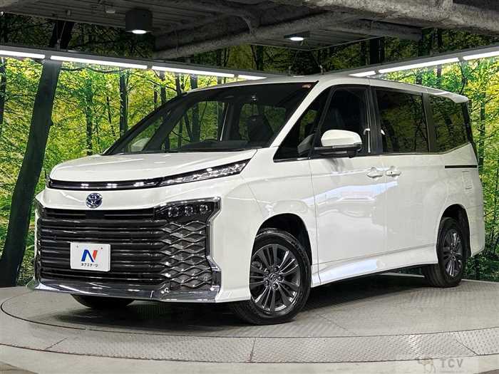 2025 Toyota Voxy
