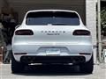 2016 Porsche Macan