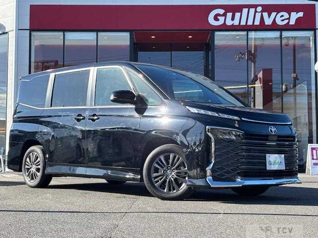 2022 Toyota Voxy