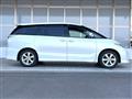 2013 Toyota Estima