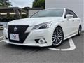 2014 Toyota Crown Hybrid